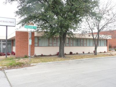 815 Magnolia side 2009
