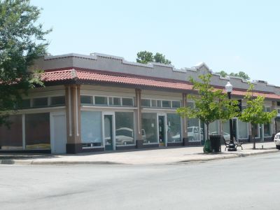 901-909 Magnolia 2011
