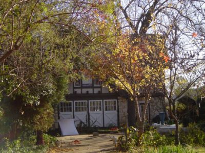 09 Chase Court guesthouse 2003

