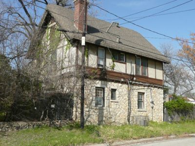 09 Chase Court guesthouse back 2008
