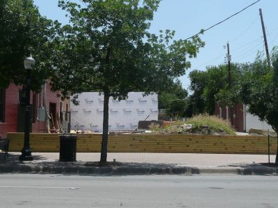 1001 Magnolia west side 2011
