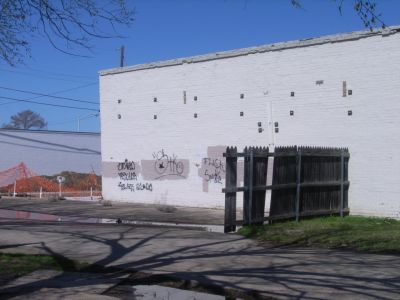 1001 Magnolia parking 2010
