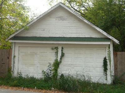 1024 Arlington garage 2008
