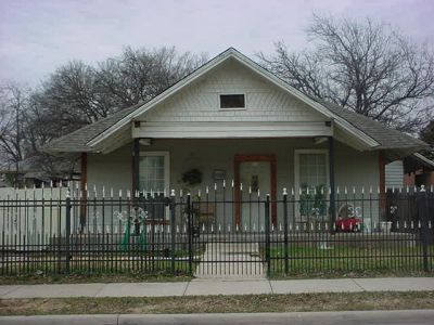1106 Hawthorne 2003
