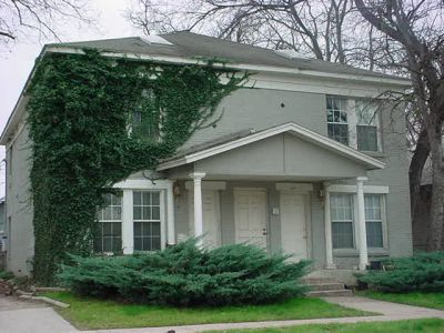 1109 Hawthorne 2003
