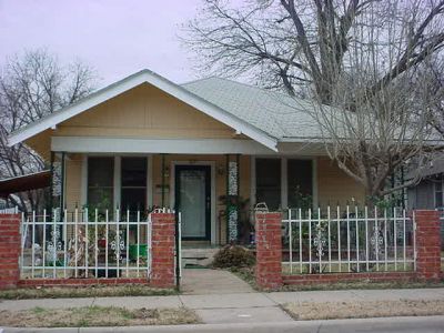 1116 Hawthorne 2003
