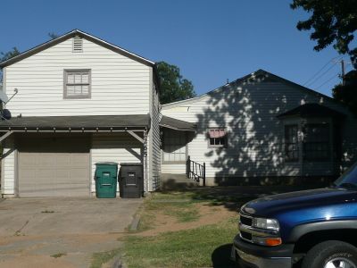 1124 Jessamine garage 2011
