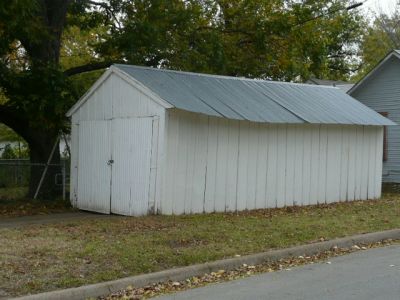 1200 Hawthorne garage 2008
