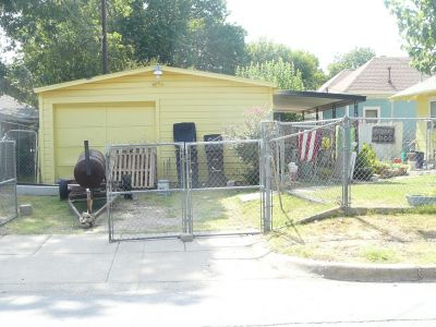 1201 Hawthorne garage 2011
