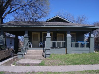 1208 Hawthorne 2010

