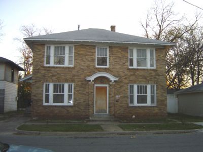 1211 Park Place 2003
