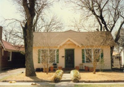 1215 Arlington 1995
