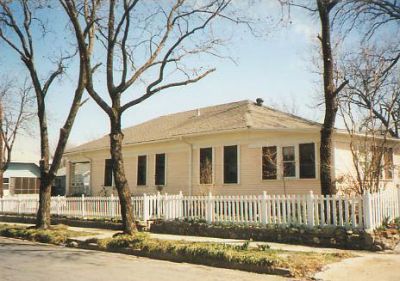 1225 Arlington side 1995
