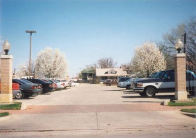 1227 Magnolia parking 1995
