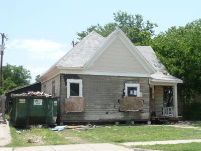 1309 Fairmount 2012 June
