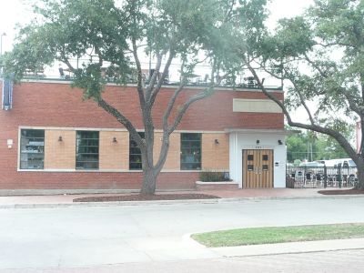 1311 Lipscomb 2012
Remodeled to become 
Live Oak Music Lounge
