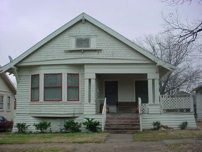 1315 Hurley 2003
