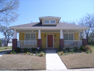 1319 Adams 2010
