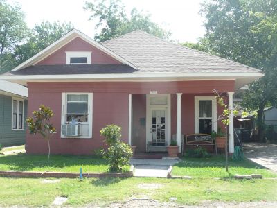 1319 Lake 2011
