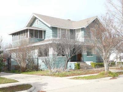 1320 Adams 2009
