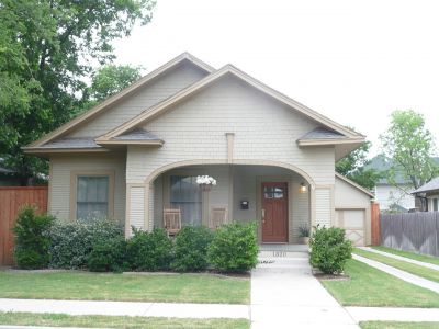1320 Alston 2012
