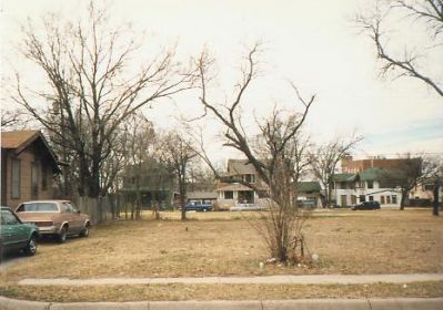 1320 Washington 1995
