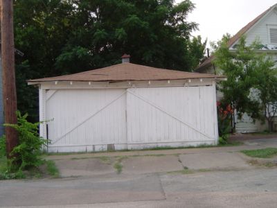1328 5th garage 2005
