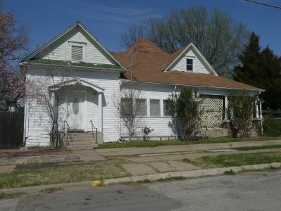 1328 5th side 2011
