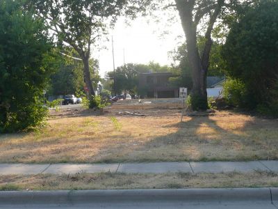 1328 Adams 2011
