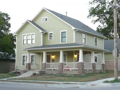 1329 Henderson 2012
Built by Shawn Fite Builders
Designed by Serena Keeler
