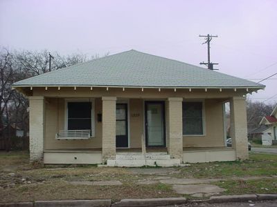 1329 Lake 2003
