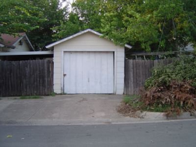 1329 Washington garage 2005
