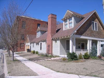 1330 Alston side 2010
