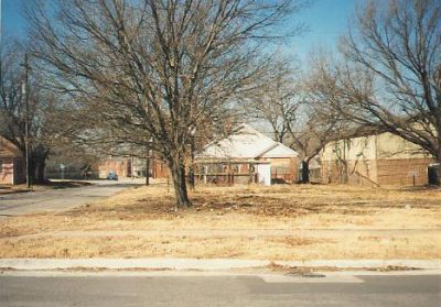 1330 Lipscomb 1995

