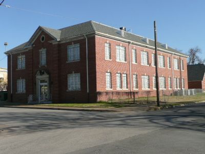 1400 College side 2008

