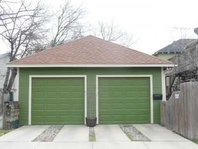 1401 6th garage 2011

