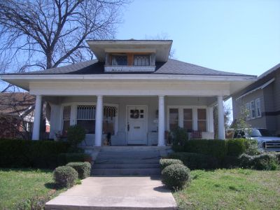 1405 Adams 2010

