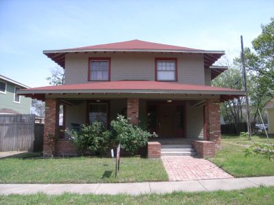1407 Lipscomb 2010
