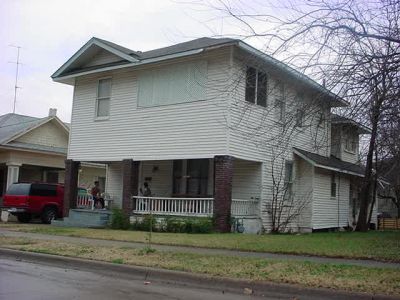 1409 Fairmount 2002
