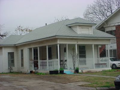 1410 Lake 2003
