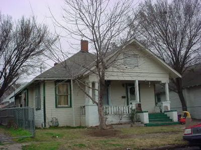 1411 Lake 2003
