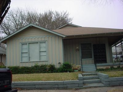 1417 Henderson 2003
