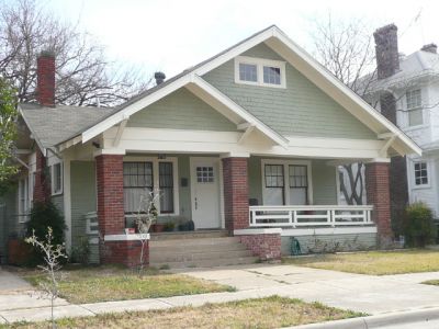1421 Adams 2009
