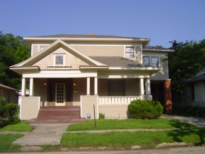1423 Henderson 2007
