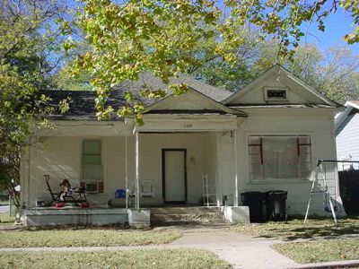 1424 Henderson 2003
