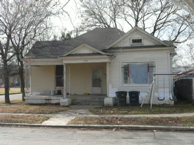1424 Henderson 2008
