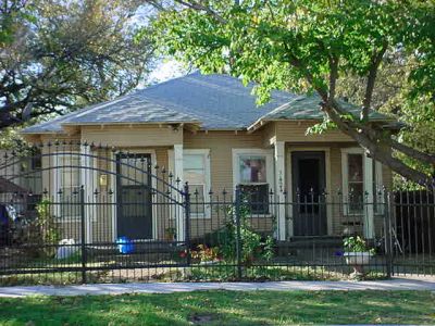 1424 Lipscomb 2003
