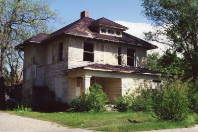 1425 Alston 2000
