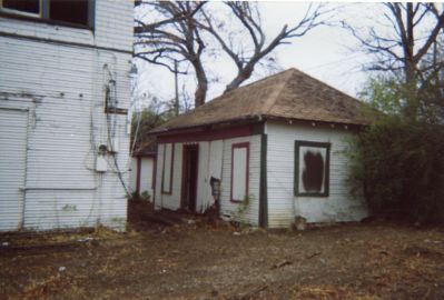 1425 Alston garage 2000
