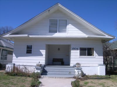 1504 Adams 2010
